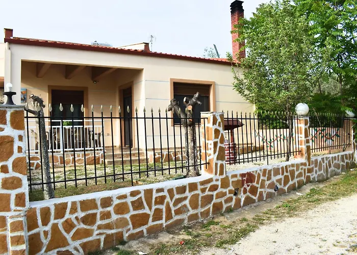 Vrysaki Apartament *