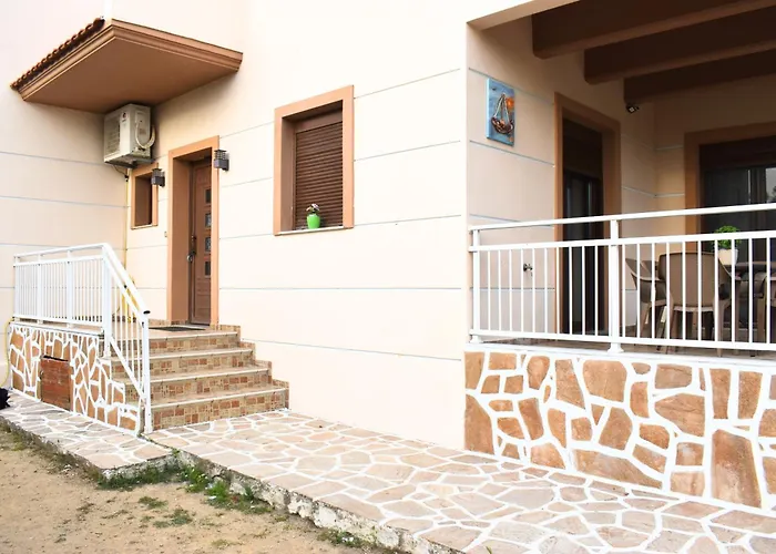 Vrysaki Apartament *