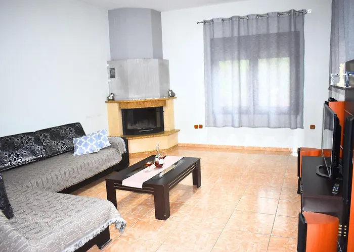 Vrysaki Apartament *